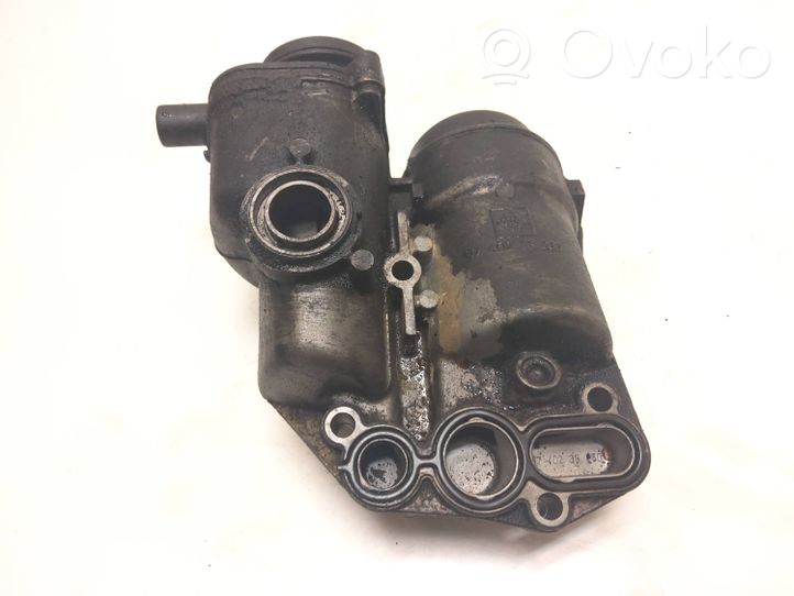 Volvo V70 Support de filtre à huile 08642839