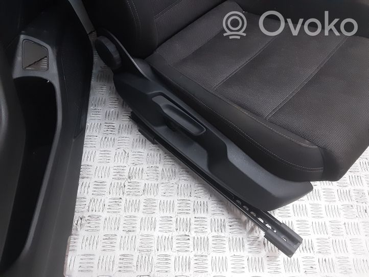 Volkswagen PASSAT B8 Interior set 3G0