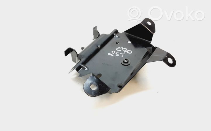 Volvo C70 Fuel tank cap lock 806624