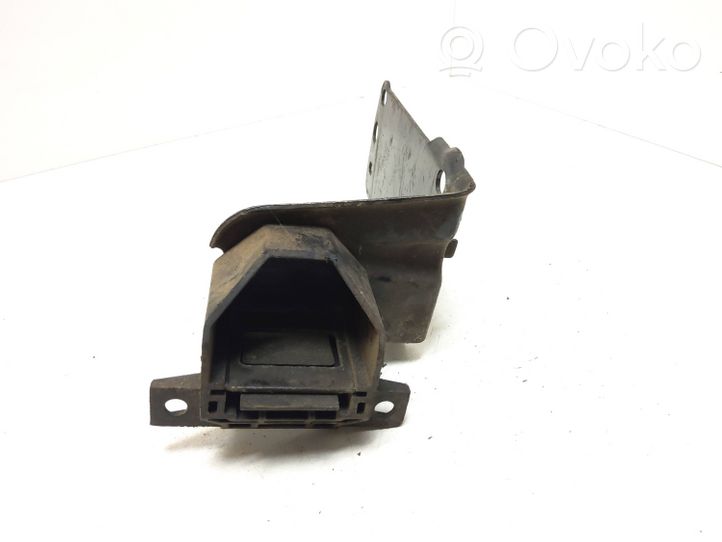 BMW 1 E81 E87 Soporte para el marco panal de radiador 23781010