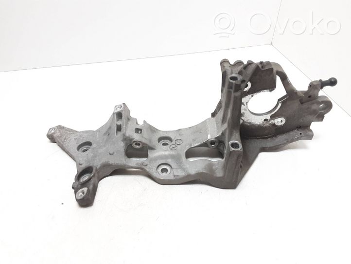 Volkswagen PASSAT B8 Support de compresseur de clim 04L903143DE