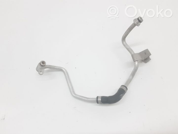 Mercedes-Benz C AMG W205 Turbo turbocharger oiling pipe/hose 970354157233