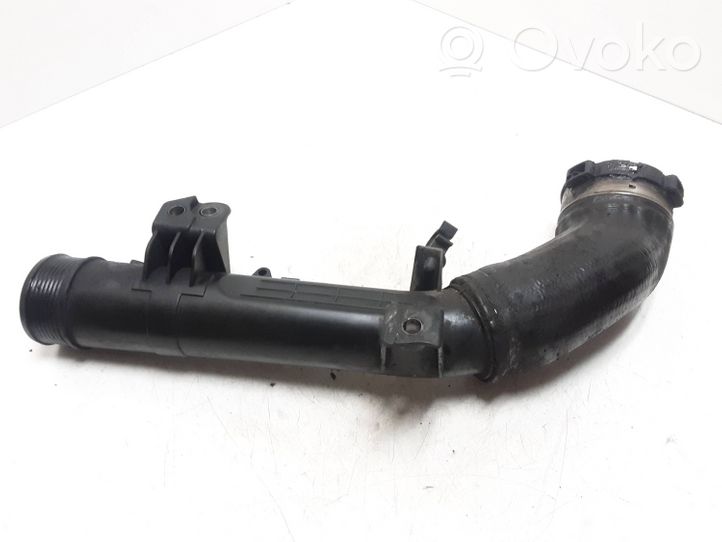 Volvo V70 Intercooler hose/pipe 31422153