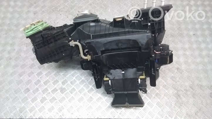 BMW 7 F01 F02 F03 F04 Комплект воздушного узла салона 9197020