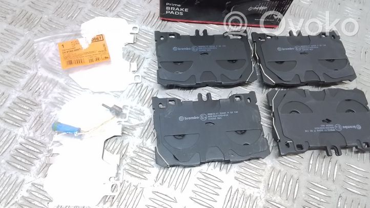 Mercedes-Benz C AMG W205 Brake pads (front) W205