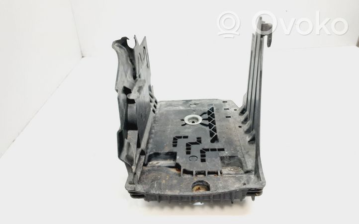 Volvo V70 Battery tray 31299569