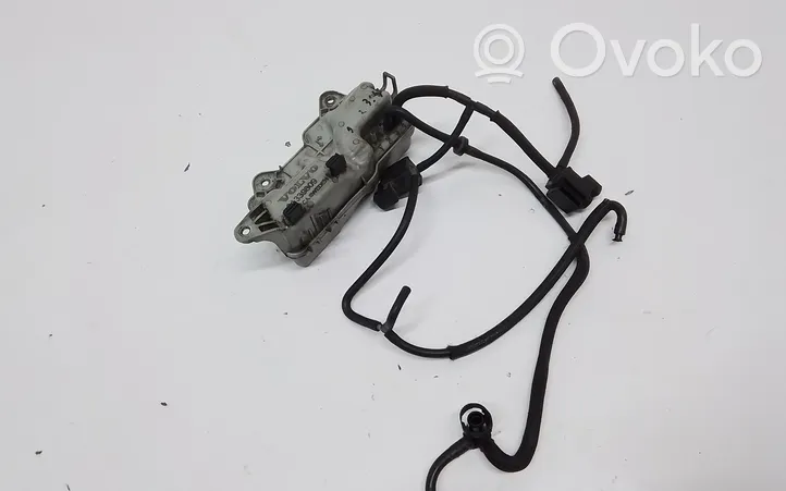 Volvo V40 Réservoir d'air sous vide 31339809