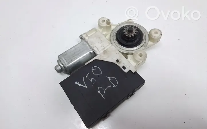 Volvo V50 Moteur de lève-vitre de porte avant 30773907AA