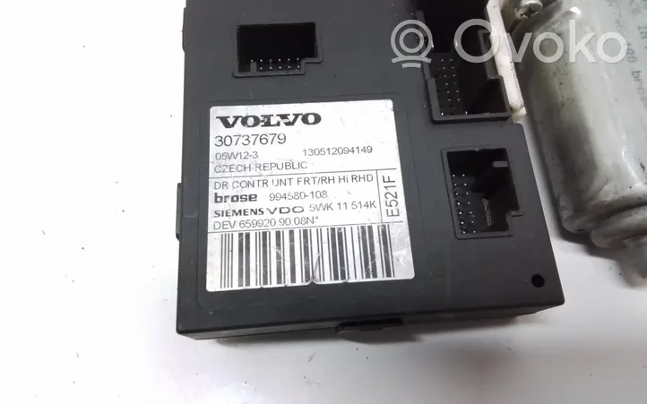 Volvo V50 Moteur de lève-vitre de porte avant 30737679