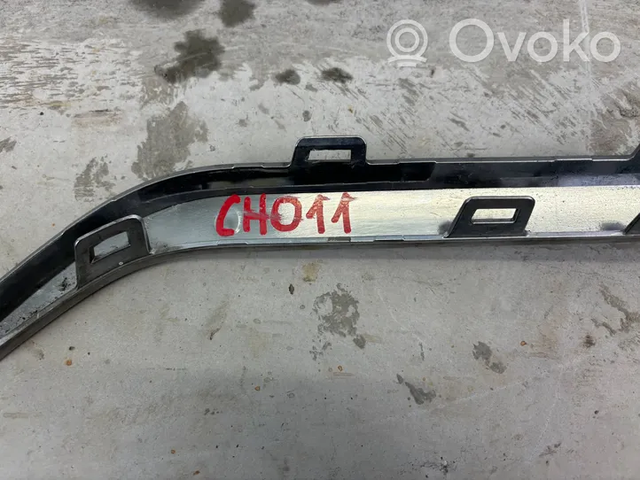 Skoda Yeti (5L) Maskownica / Grill / Atrapa górna chłodnicy 5L0853761