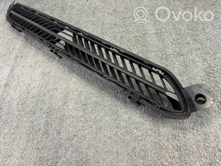 Citroen C4 III e-C4 Grille inférieure de pare-chocs avant 9834691980