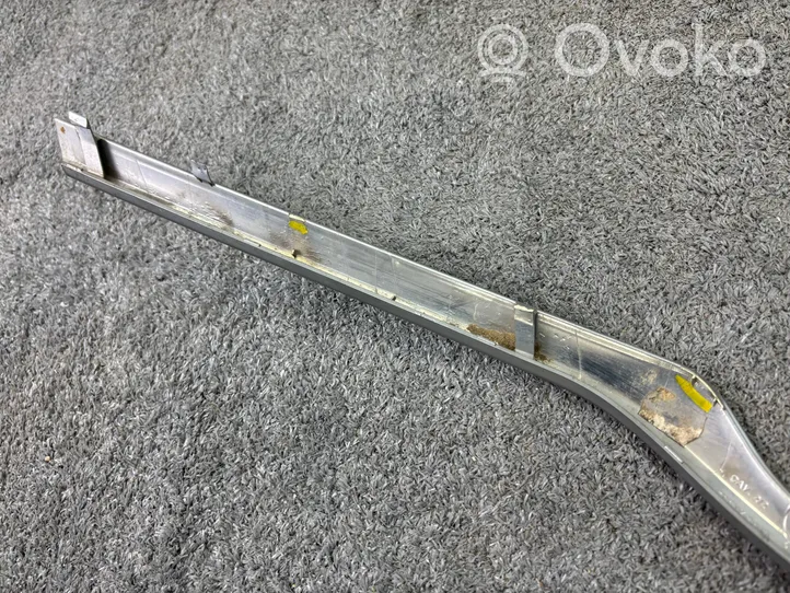 Toyota Yaris Front bumper upper radiator grill 53121-0D250