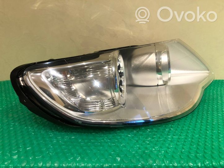 Volkswagen Touareg II Set di fari/fanali 7L6941031