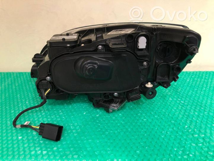 Volvo V60 Lampy przednie / Komplet 31420261