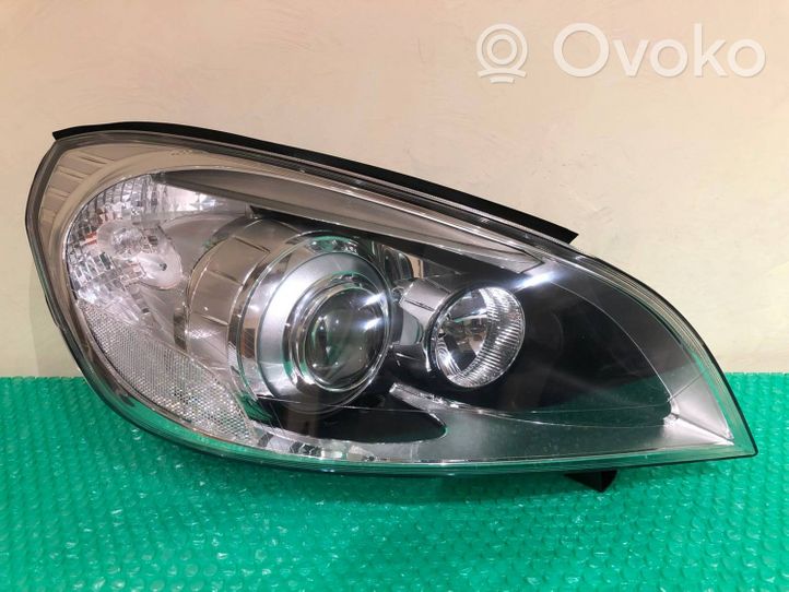 Volvo V60 Lampy przednie / Komplet 31299990