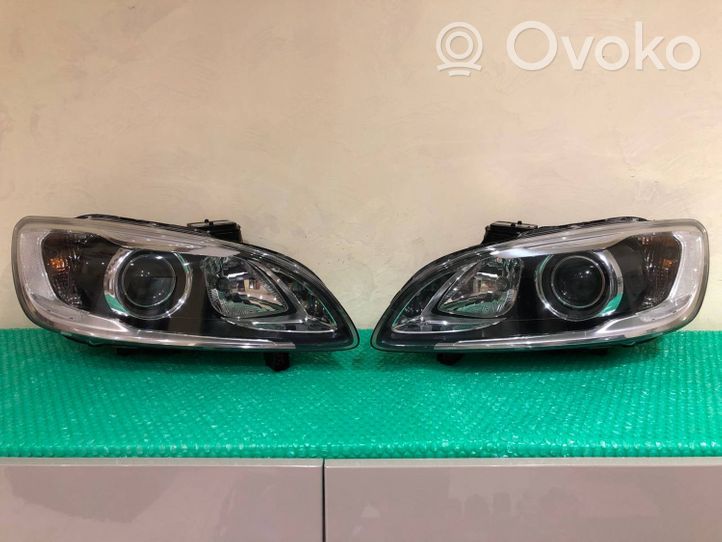 Volvo S60 Headlights/headlamps set 31420108