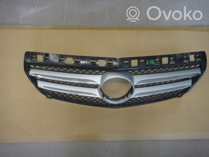 Mercedes-Benz A W176 Maskownica / Grill / Atrapa górna chłodnicy A1768880260