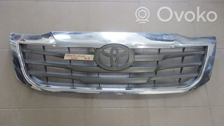 Toyota Hilux (AN10, AN20, AN30) Front bumper upper radiator grill 531110K480