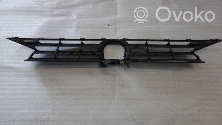 Volkswagen Touran III Grille calandre supérieure de pare-chocs avant 5TA853651