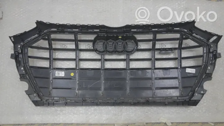 Audi Q5 SQ5 Maskownica / Grill / Atrapa górna chłodnicy 80A853651