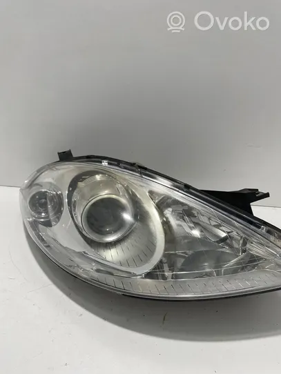 Mercedes-Benz A W169 Lampa przednia A1698200661