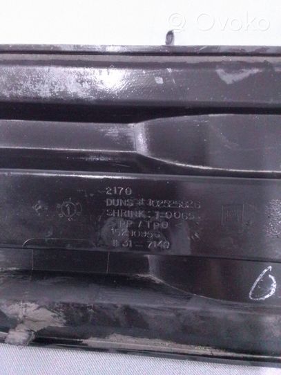 Dodge Durango Rivestimento del pannello parte angolare del paraurti anteriore 15290956