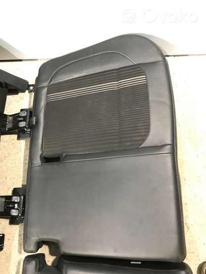 Ford Ecosport Seat set 