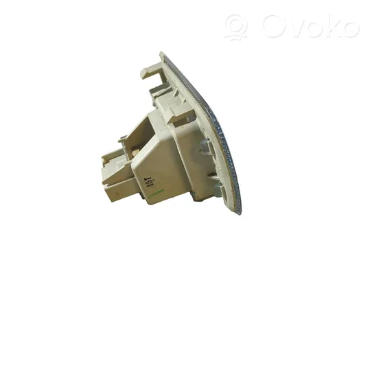 Subaru Outback (BT) Luce interna bagagliaio/portabagagli 