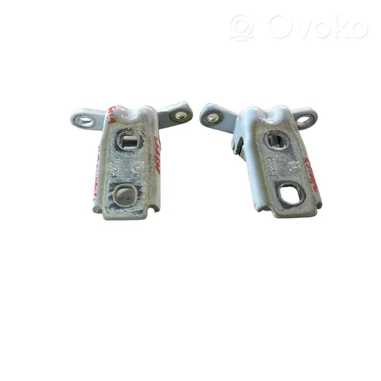 Chevrolet Camaro Set di cerniere portiera anteriore A046057