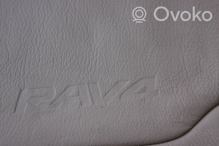 Toyota RAV 4 (XA40) Istuimen verhoilu PW2200R204C5