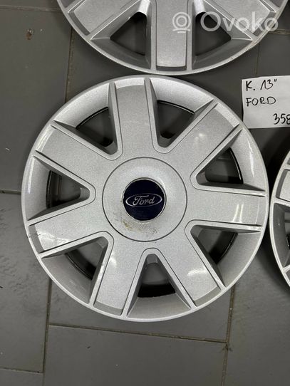 Ford Fiesta Mozzo/copricerchi/borchia della ruota R13 3s51-1j30
