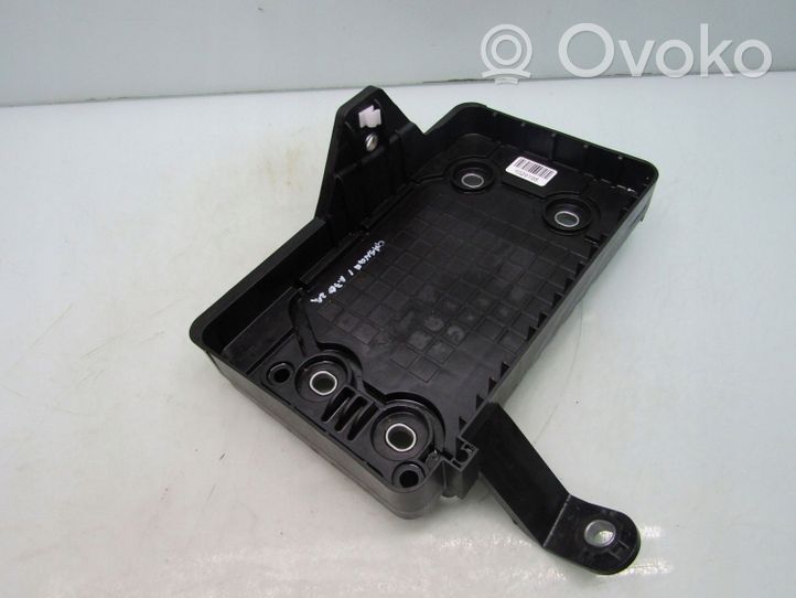 Nissan Qashqai J12 Boîte de batterie 244286UB0A