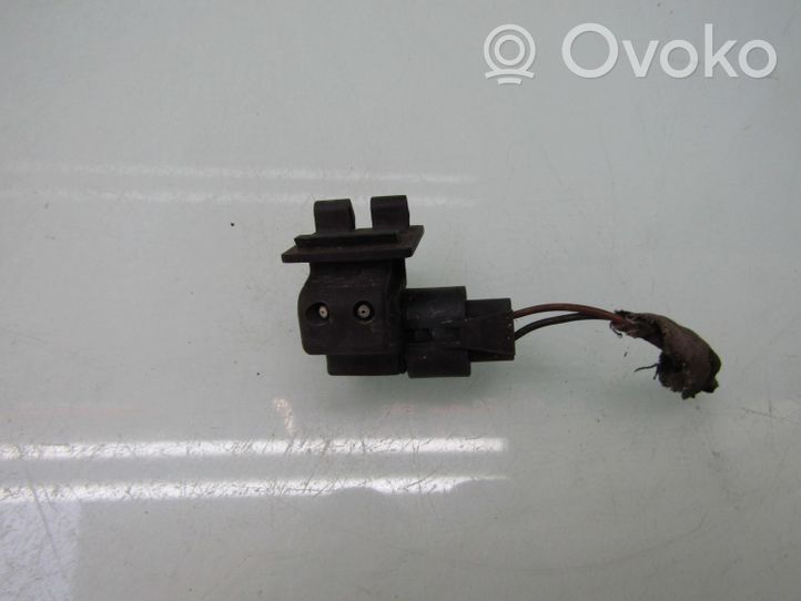 Audi A6 S6 C4 4A Difusor de agua regadora de parabrisas 4B0955987