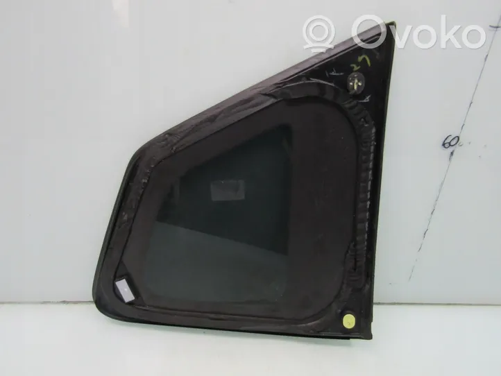 Nissan X-Trail T32 Rear side window/glass 