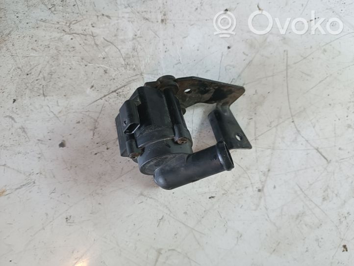 Seat Exeo (3R) Sähköinen jäähdytysnesteen apupumppu 03L965561