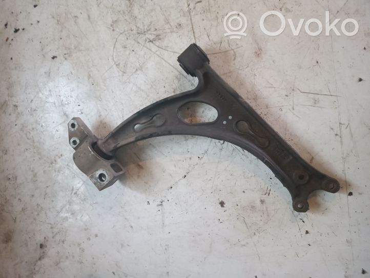 Volkswagen Touran I Fourchette, bras de suspension inférieur avant 1K0407153