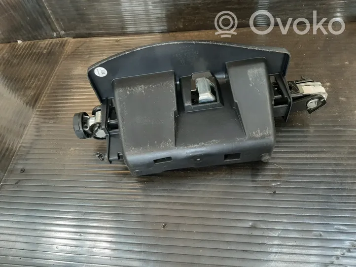 Audi A4 S4 B8 8K Lift Jack 