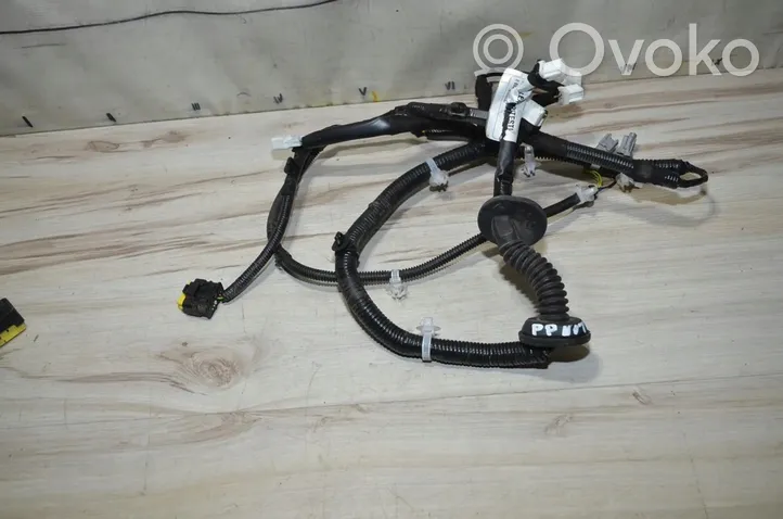 Nissan Note (E12) Front door wiring loom 241263VV1A