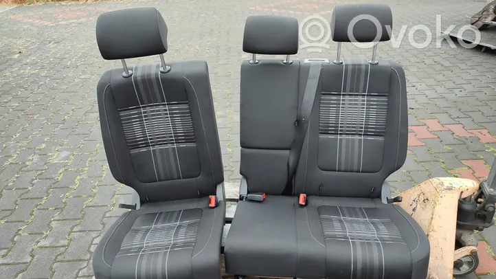 Volkswagen Tiguan Rear seat 