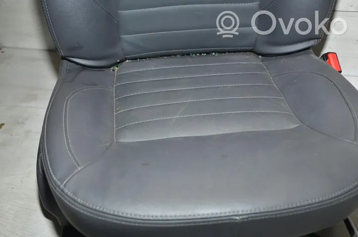 Dacia Duster Front passenger seat 