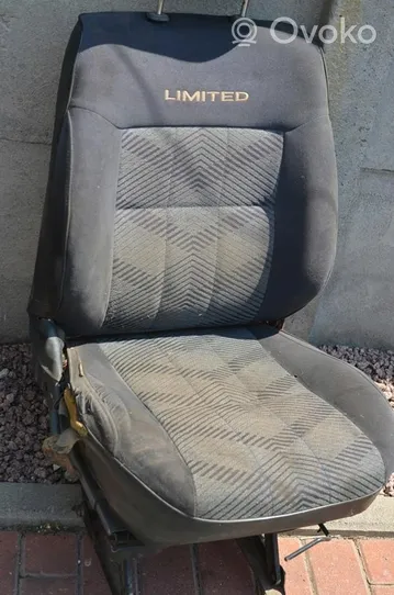 Daihatsu Rocky Front passenger seat 