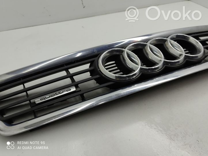 Audi A6 Allroad C5 Grille calandre supérieure de pare-chocs avant 4Z7853651