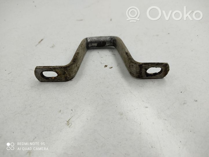 Audi A6 Allroad C5 Soporte de apoyo/base del silenciador 