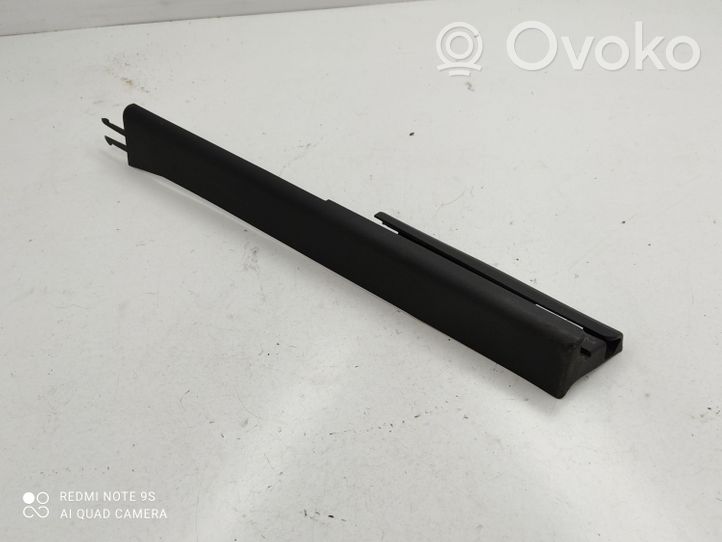 Audi Q7 4L Rivestimento del binario sedile anteriore del passeggero 7L0881464