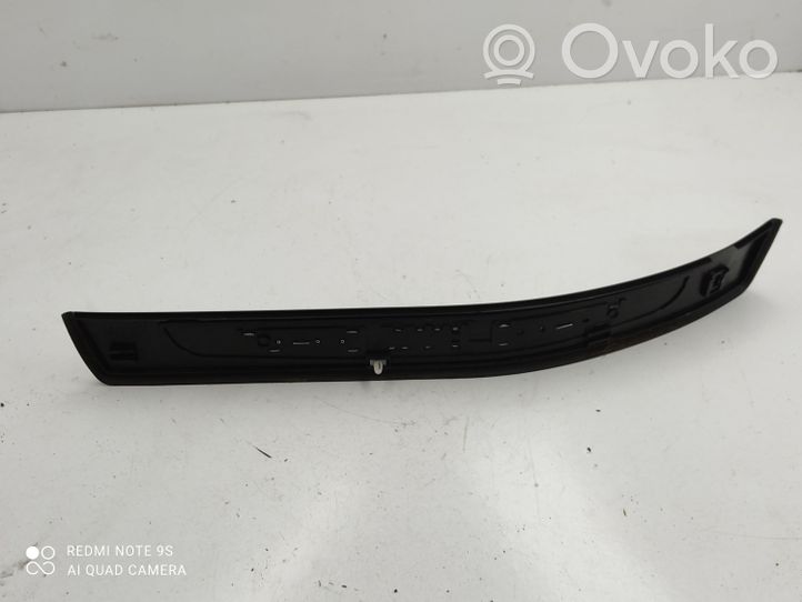 BMW 7 E65 E66 Garniture de marche-pieds arrière 8223554