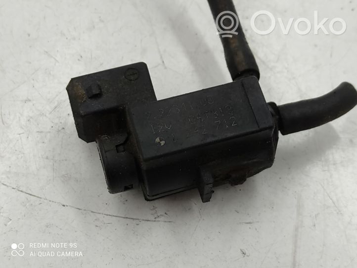 BMW 7 E65 E66 Electrovanne Soupape de Sûreté / Dépression 72234100