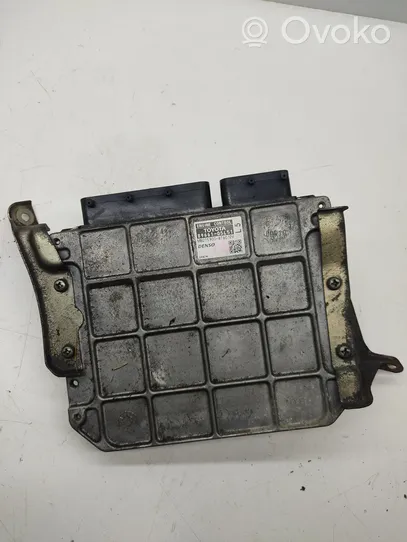 Toyota Avensis T270 Sterownik / Moduł ECU 