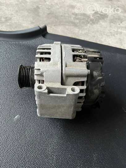 Mercedes-Benz Sprinter W907 W910 Generator/alternator A0009068504