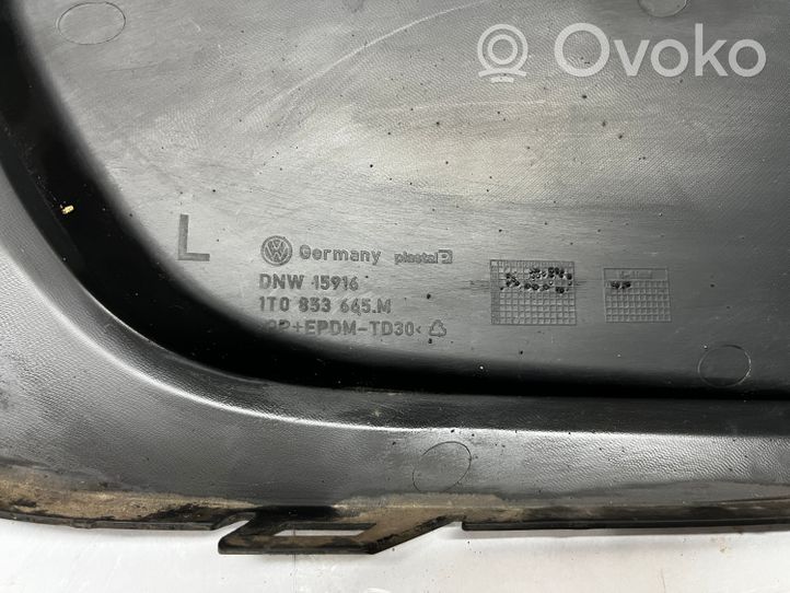 Volkswagen Touran II Etupuskurin alempi jäähdytinsäleikkö 1T0853665M