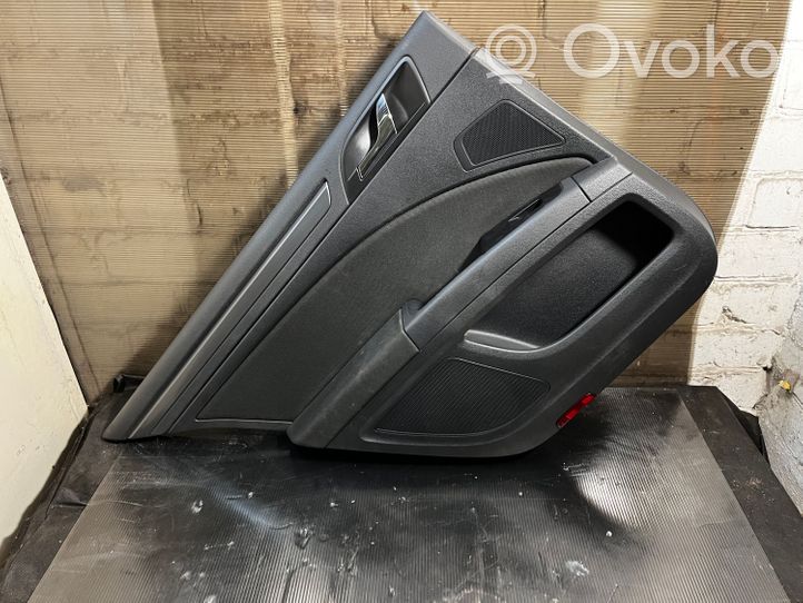 Skoda Superb B6 (3T) Takaoven verhoilu 3T5867209